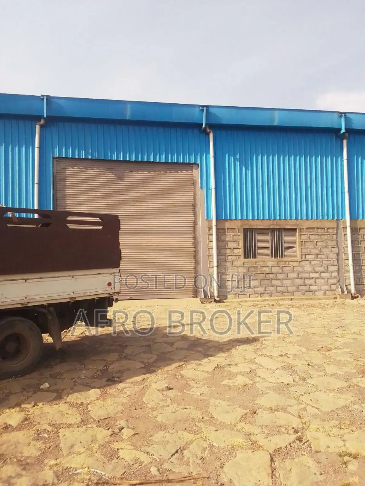 Warehouse Sell and Machine