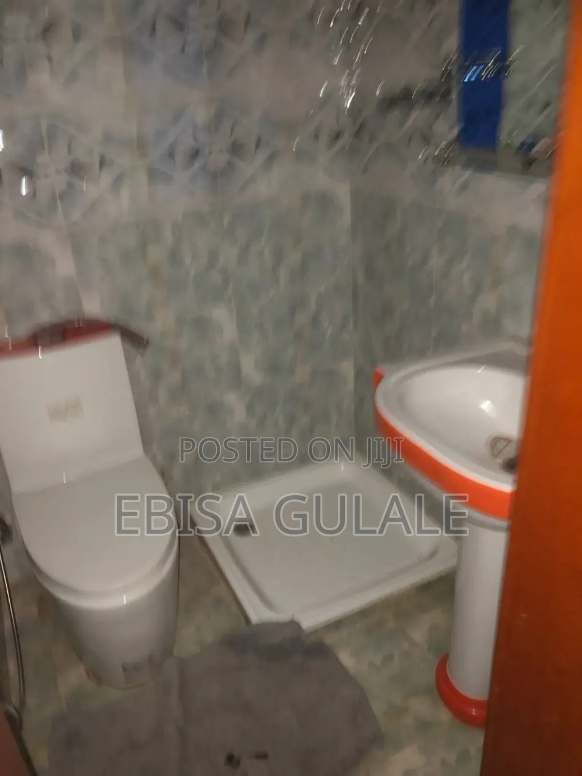 Furnished 6bdrm Apartment in Yeka for sale