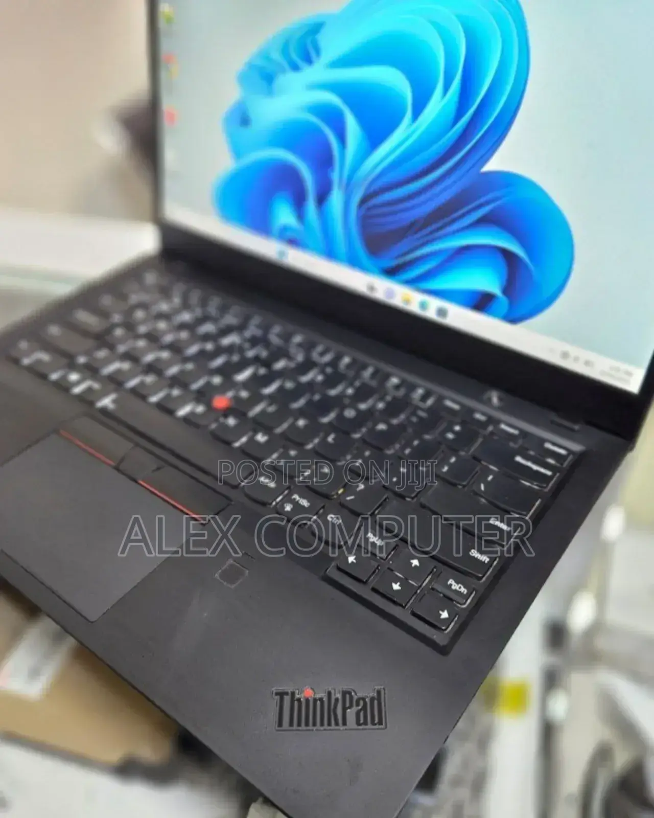 New Laptop Lenovo ThinkPad X1 Carbon 8GB Intel Core I5 SSD 512GB
