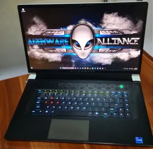 New Laptop Alienware M17x R2 16GB Intel Core I7 SSD 512GB