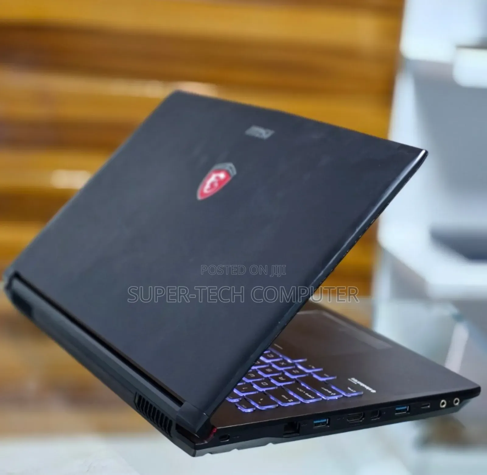 New Laptop MSI CR460 8GB Intel Core I5 SSD 1T