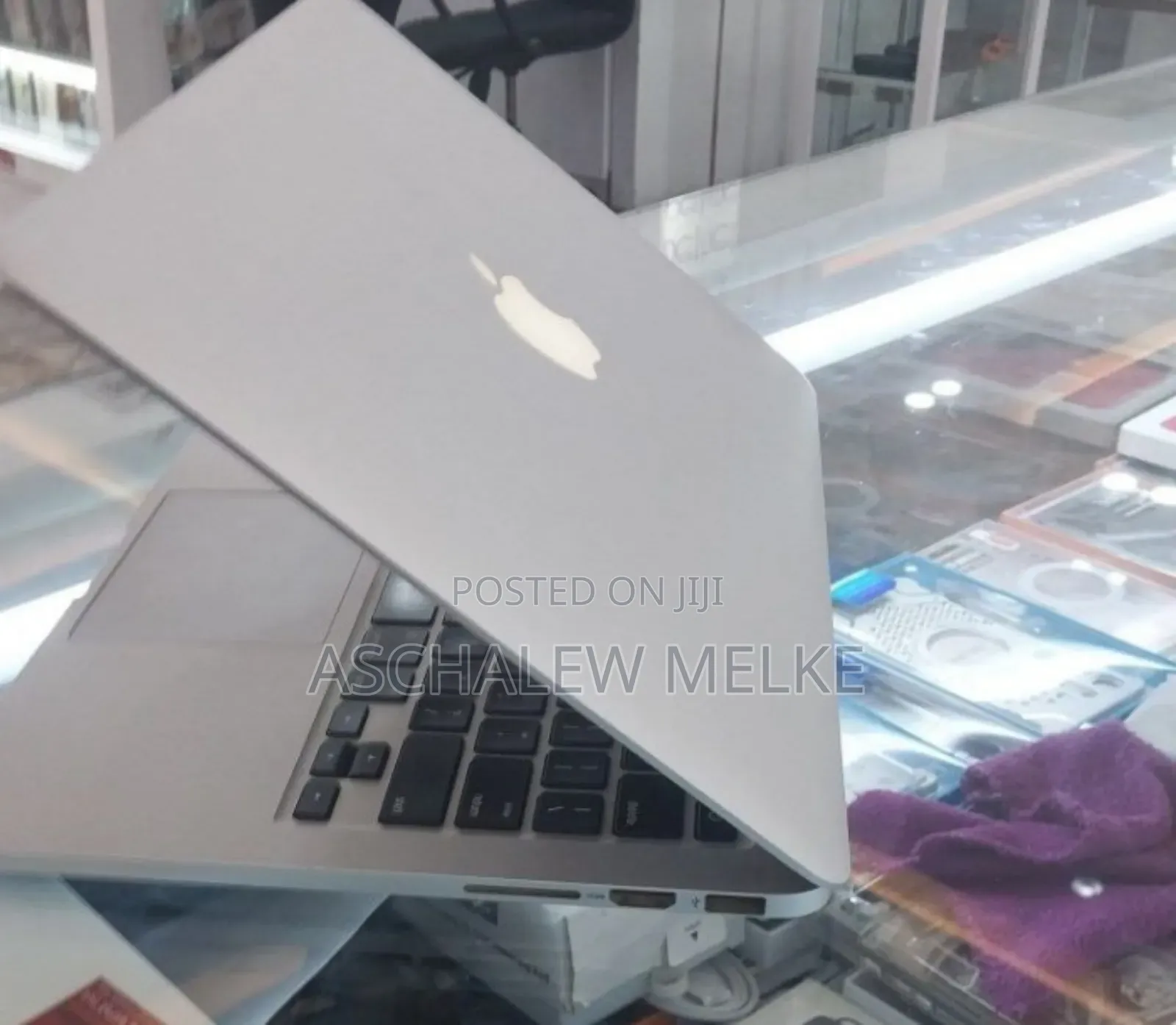 New Laptop Apple MacBook Pro 2015 16GB Intel Core I5 SSD 512GB