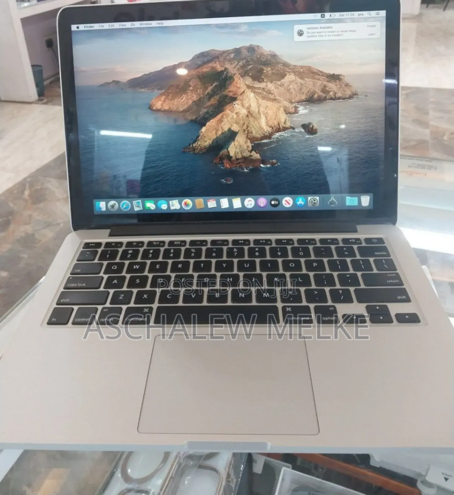 New Laptop Apple MacBook Pro 2015 16GB Intel Core I5 SSD 512GB