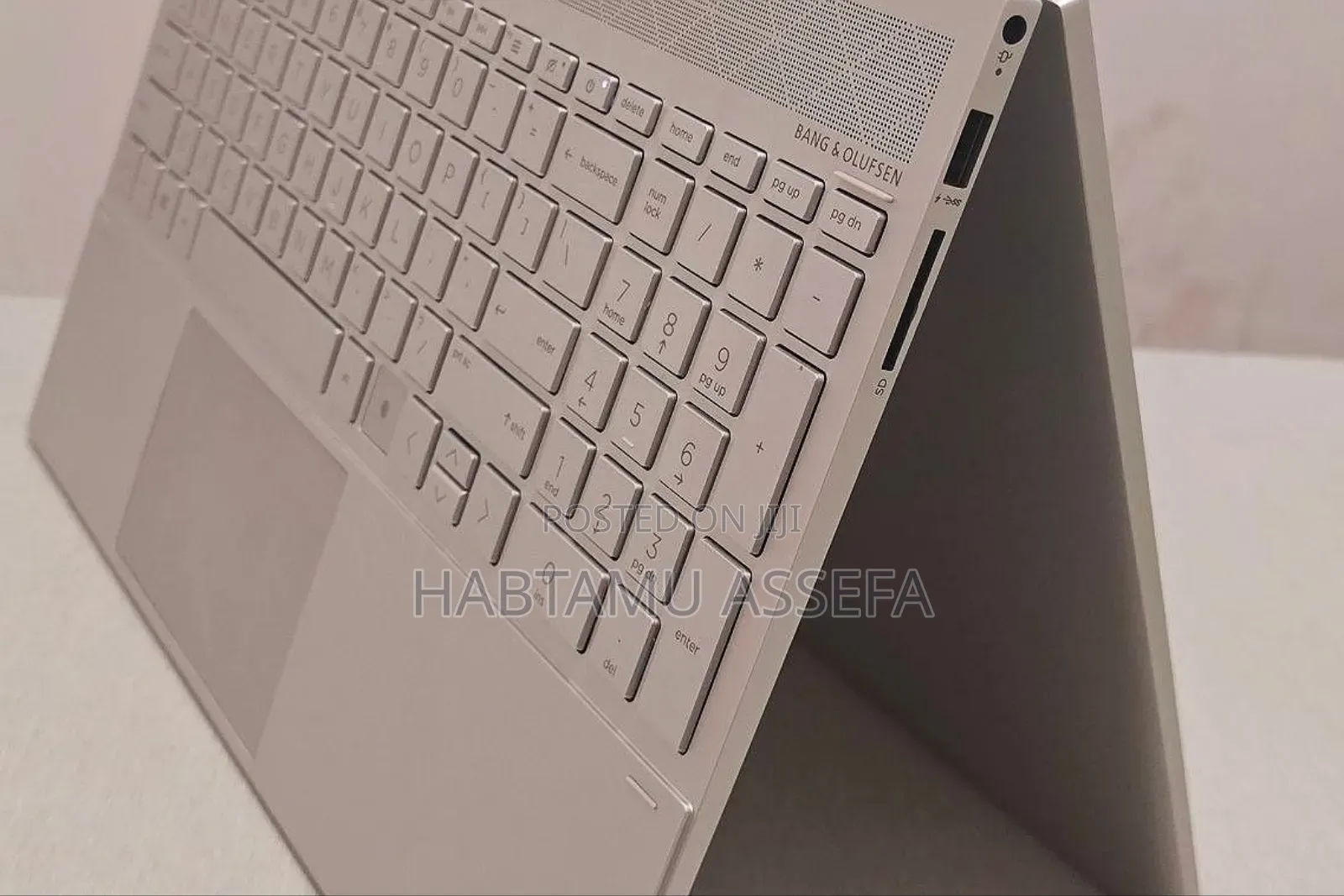 New Laptop HP Envy X360 16GB Intel Core I5 SSD 512GB