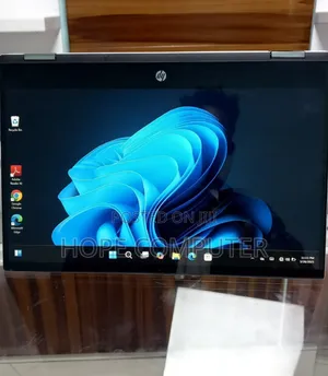 New Laptop HP Pavilion 15 8GB Intel Core I5 SSD 256GB