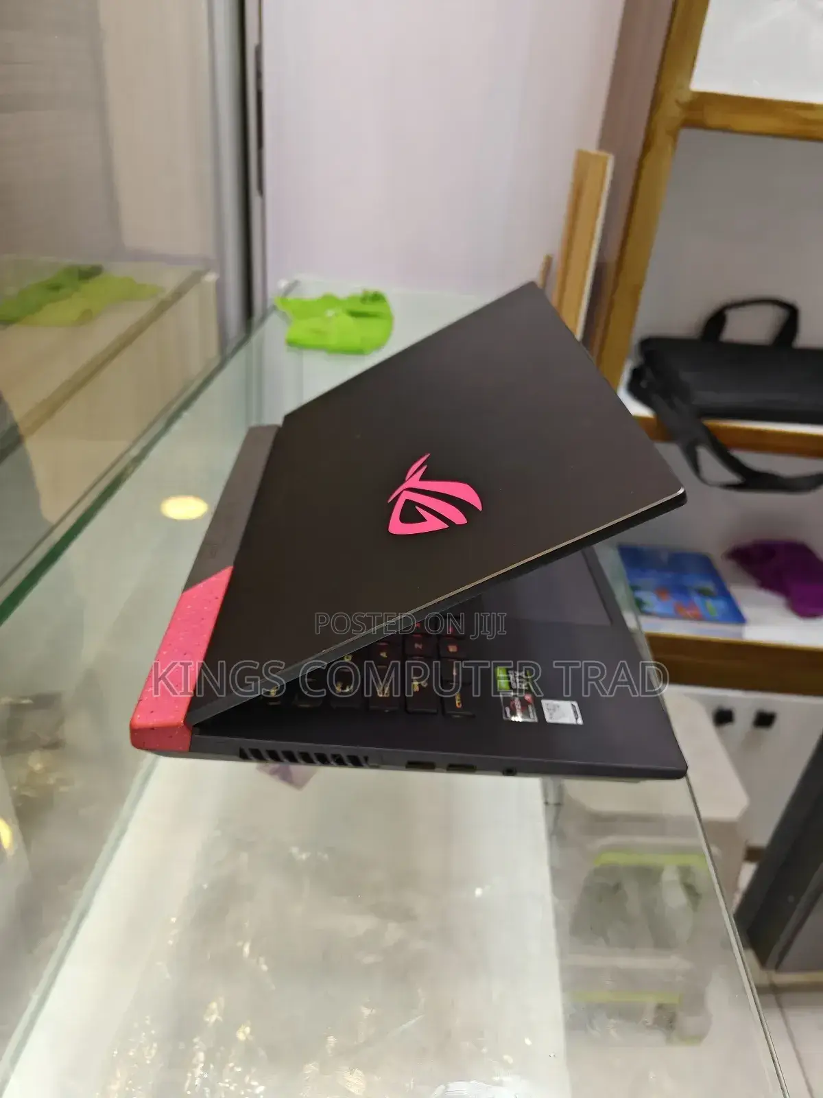 New Laptop Asus ROG Strix G15 32GB AMD Ryzen 7 SSD 1T