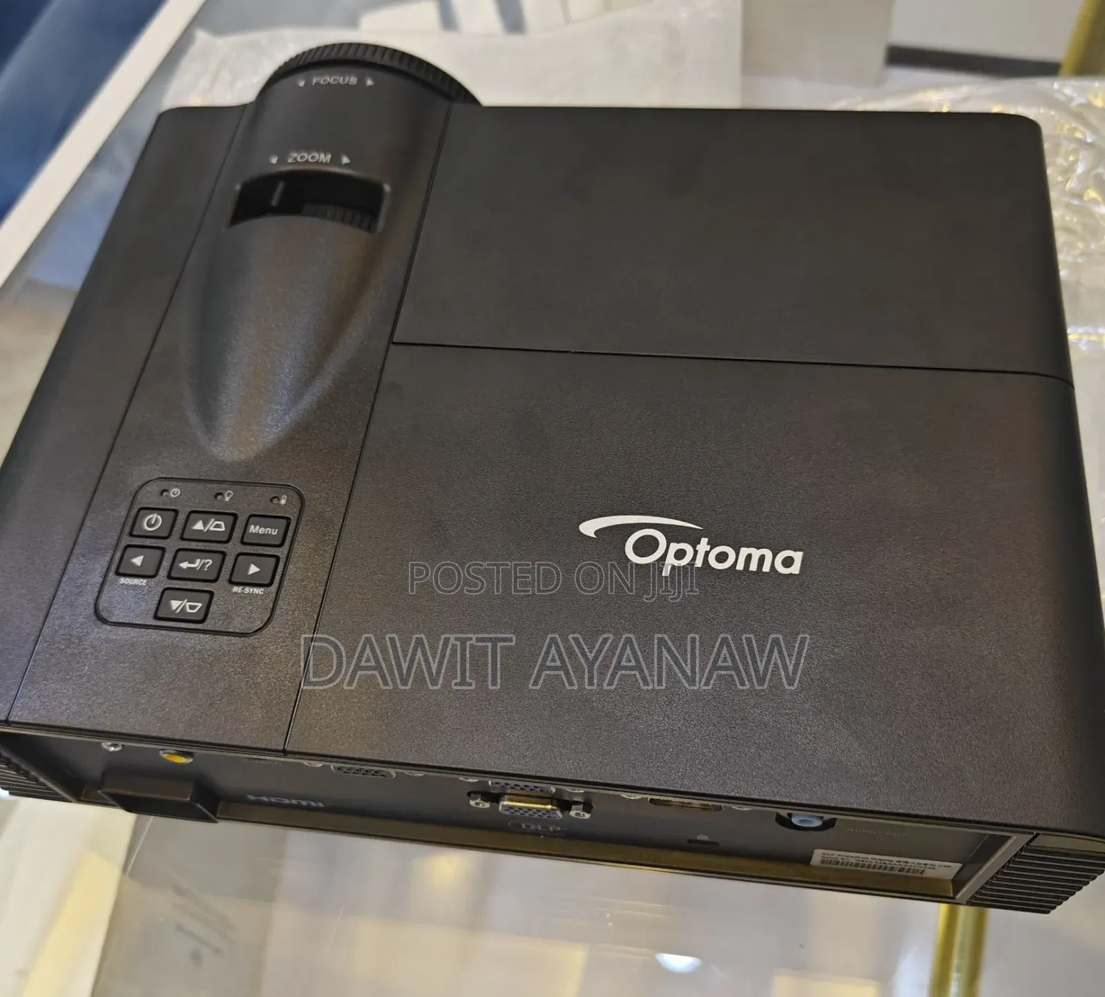 Projector Optoma