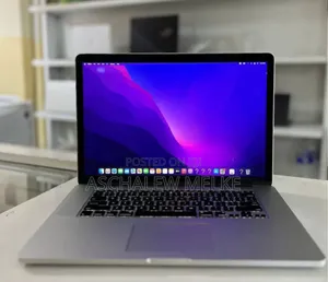 New Laptop Apple MacBook Pro 2015 16GB Intel Core I7 SSD 256GB