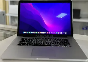 New Laptop Apple MacBook Pro 2017 16GB Intel Core I7 SSD 256GB
