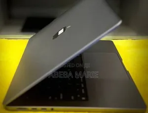 New Apple MacBook Pro 2023 M3 14-Inch 8GB Apple M3 Pro SSD 512GB