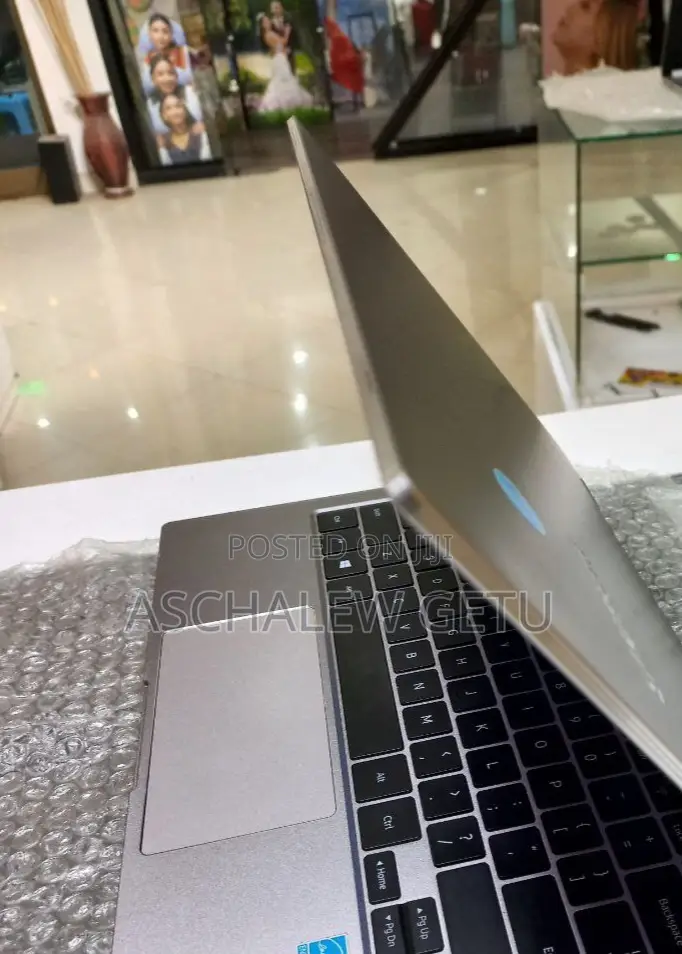 New Laptop HP Stream Notebook 8GB Intel Core I5 SSD 512GB