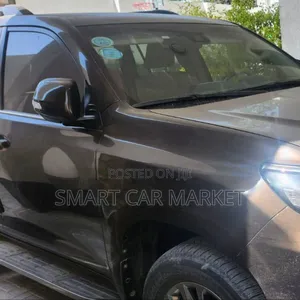 Toyota Land Cruiser 2022 White