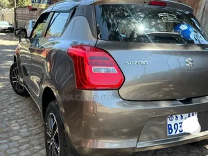 Suzuki Swift 2021 Gray