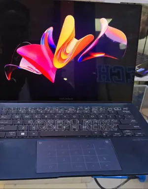 New Laptop Asus Zenbook 14 UX434 16GB Intel Core I7 SSD 512GB
