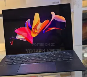 New Laptop Asus Zenbook 14 UX434 16GB Intel Core I7 SSD 512GB