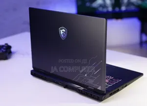 New Laptop MSI Crosshair 17 16GB Intel Core I7 SSD 1T