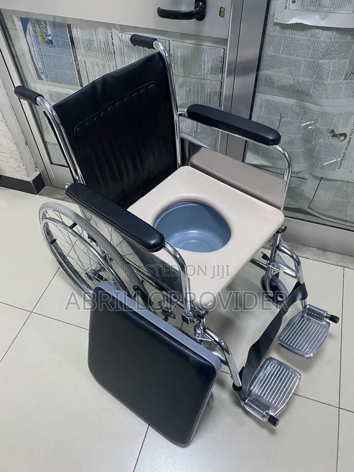 Toilet Wheelchair9wheelchair4wheelchair9wheelchair4wheelchai