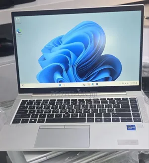 New Laptop HP EliteBook 840 G8 16GB Intel Core I7 SSD 512GB