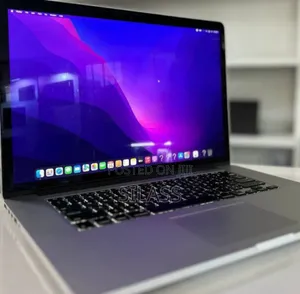New Laptop Apple MacBook Pro 2015 16GB Intel Core I5 SSD 256GB