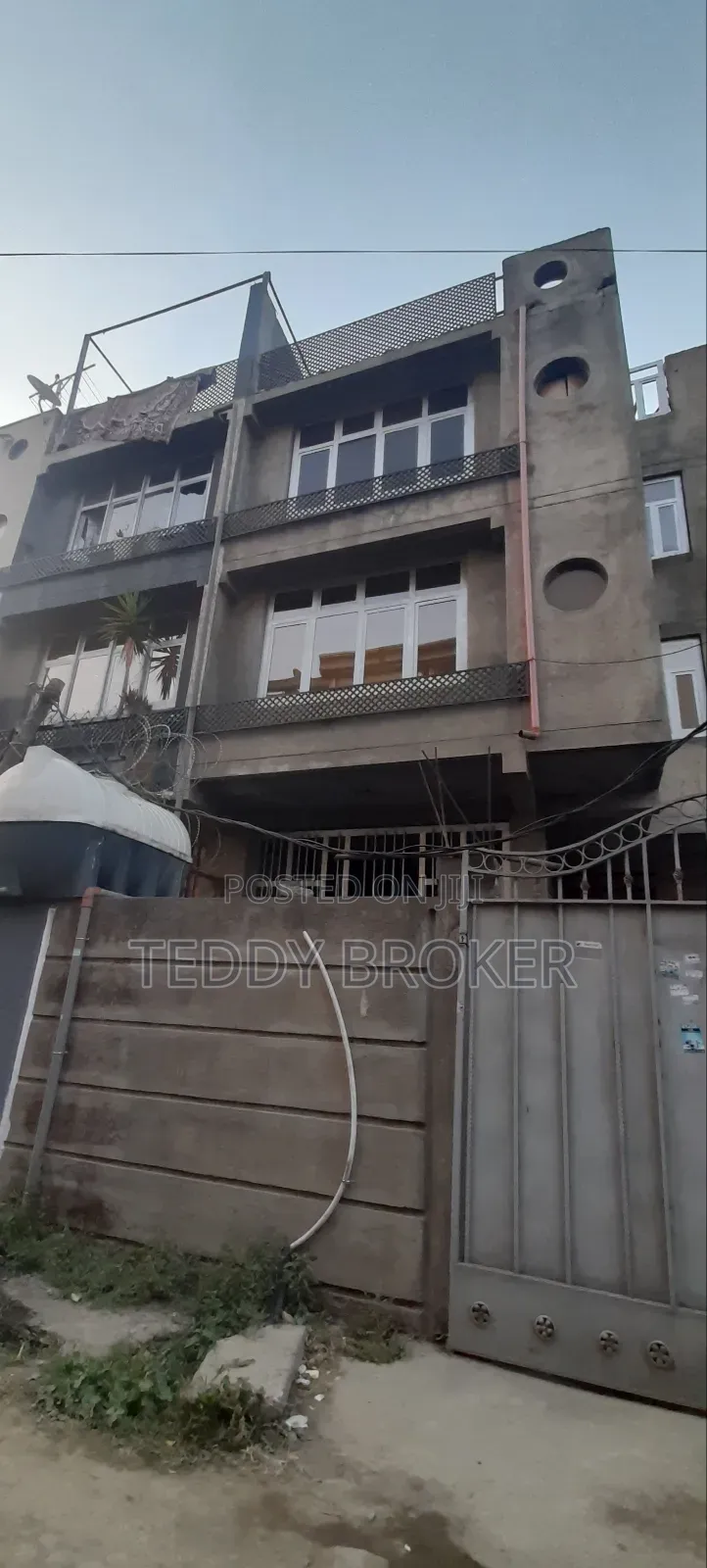 6bdrm House in Haile Garment, Nifas Silk-Lafto for sale