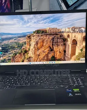 New Laptop HP Omen 17 16GB Intel Core I9 SSD 1T