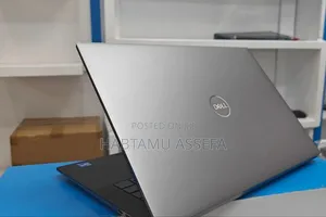 Photo - New Laptop Dell XPS 15 16GB Intel Core I7 SSD 1T