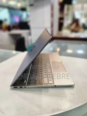 New Laptop HP Pavilion 15 8GB Intel Core I7 SSD 512GB