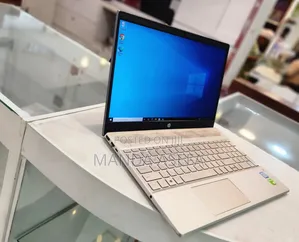 New Laptop HP Pavilion 15 8GB Intel Core I7 SSD 512GB