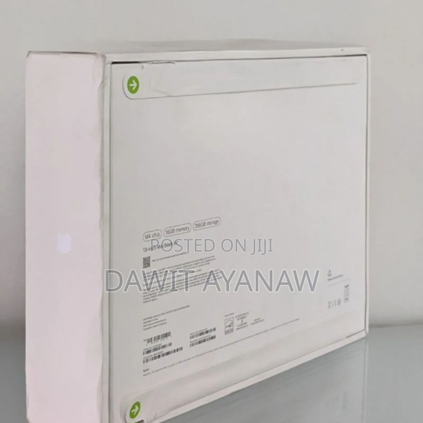 New Laptop Apple MacBook Air 2024 M3 13-Inch 16GB Apple M4 SSD 256GB