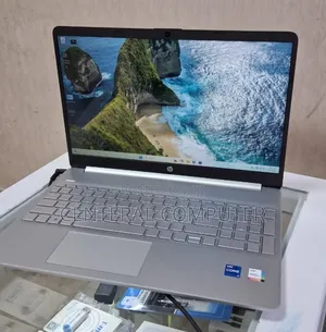 New Laptop HP 14-Dq1088wm 16GB Intel Core I7 SSD 512GB