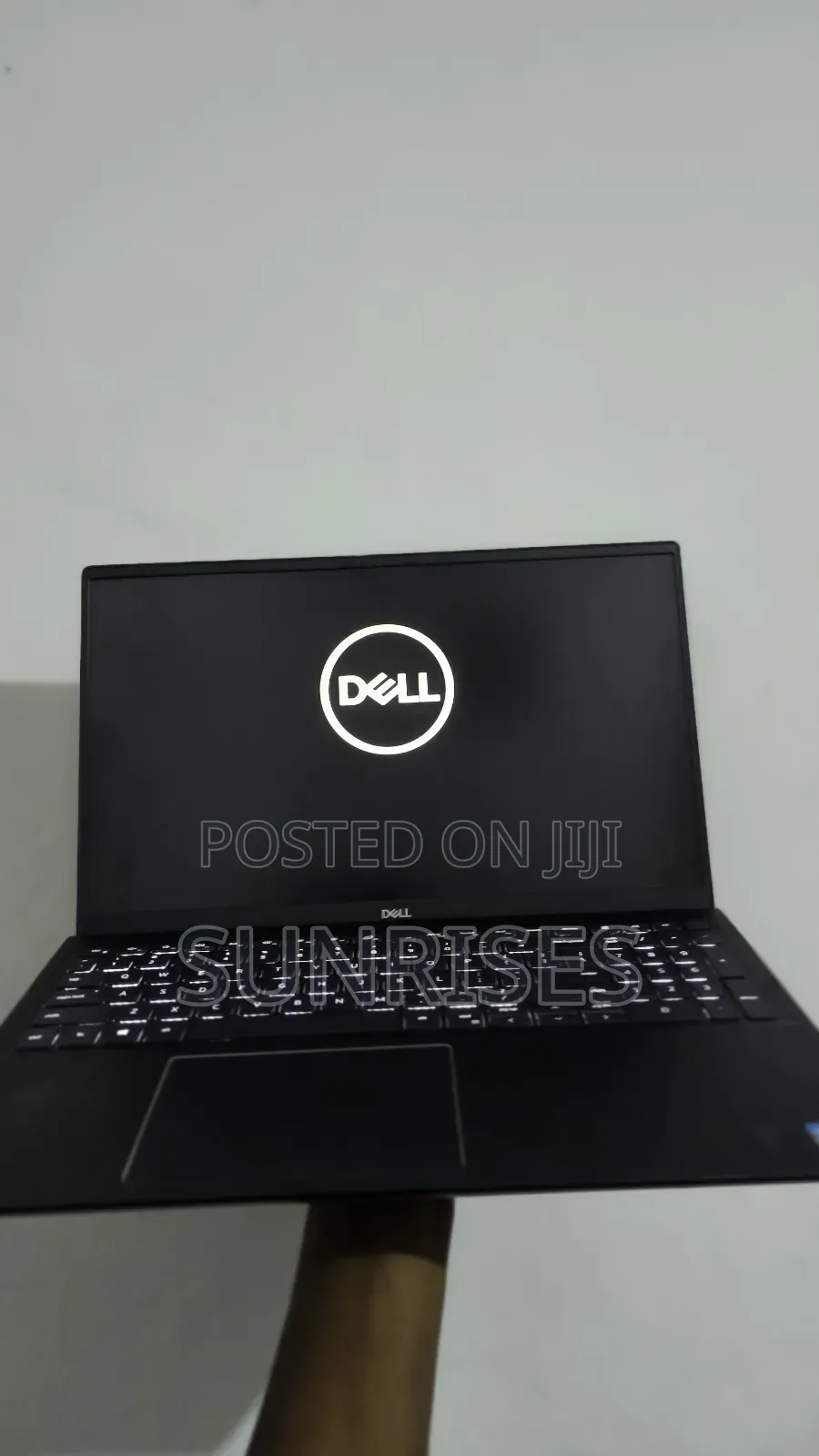 New Laptop Dell Vostro DVCI316 24GB Intel Core I7 SSD 512GB