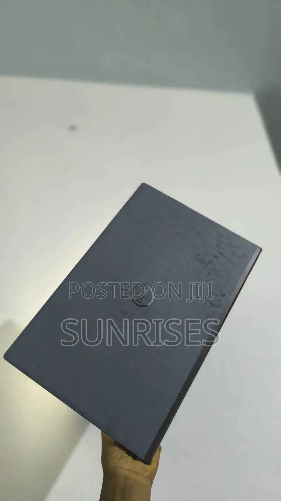 New Laptop Dell Vostro DVCI316 24GB Intel Core I7 SSD 512GB