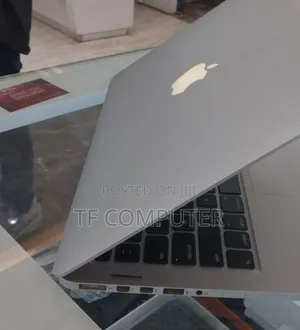 New Laptop Apple MacBook Pro 2015 16GB Intel Core I5 SSD 512GB