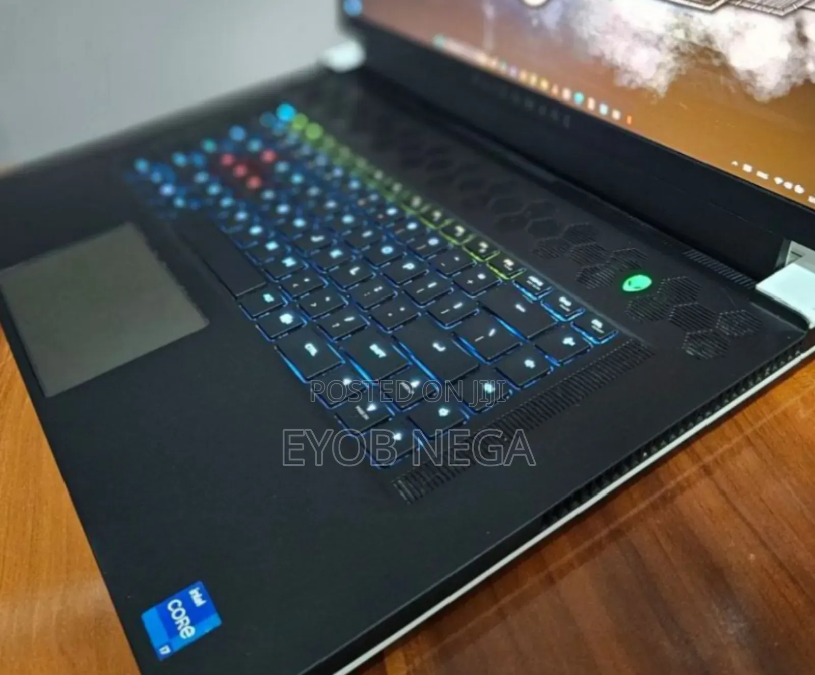 New Laptop Alienware M17x R2 16GB Intel Core I7 SSD 512GB