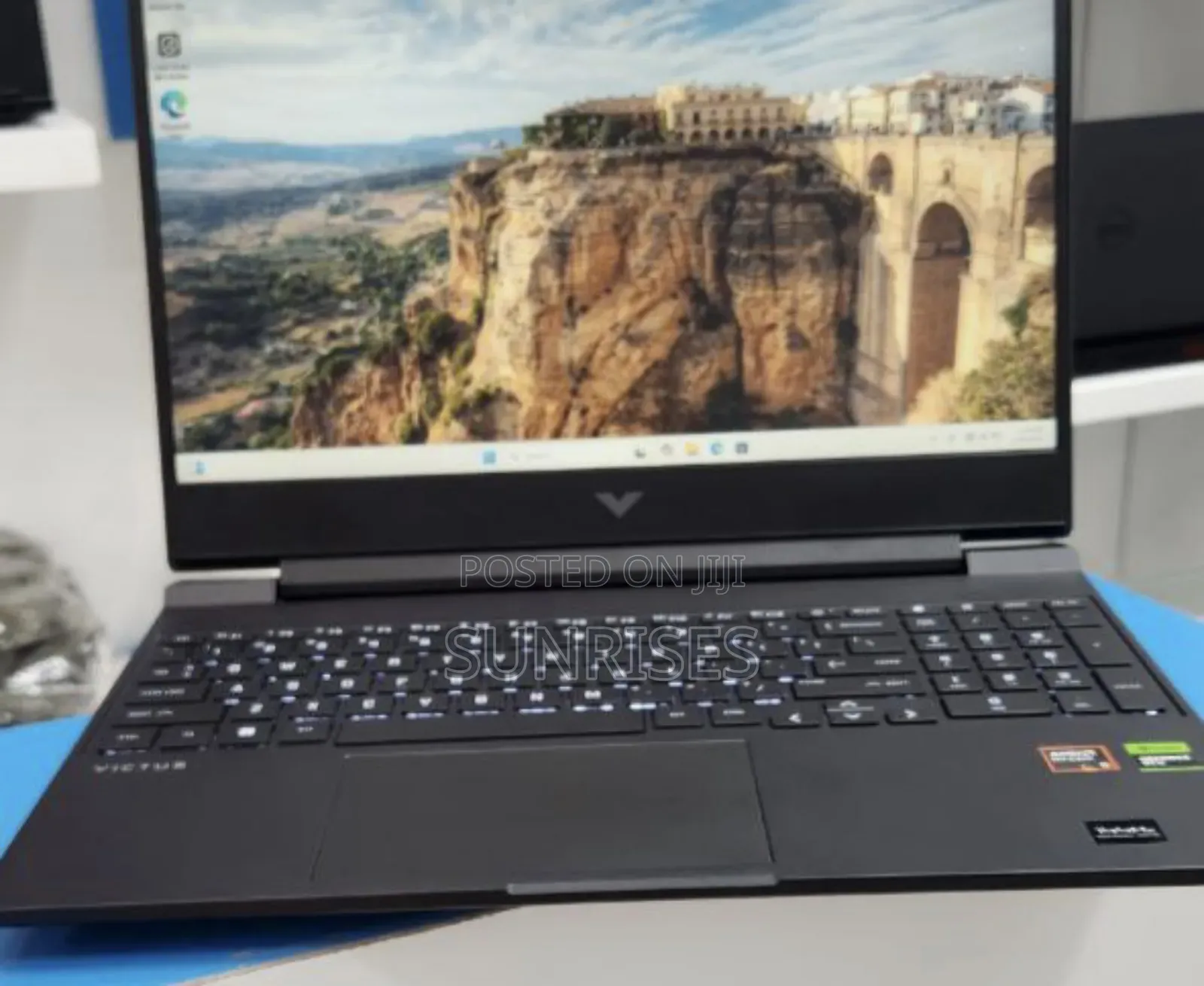 New Laptop HP Victus 16 16GB AMD Ryzen 5 SSD 1T