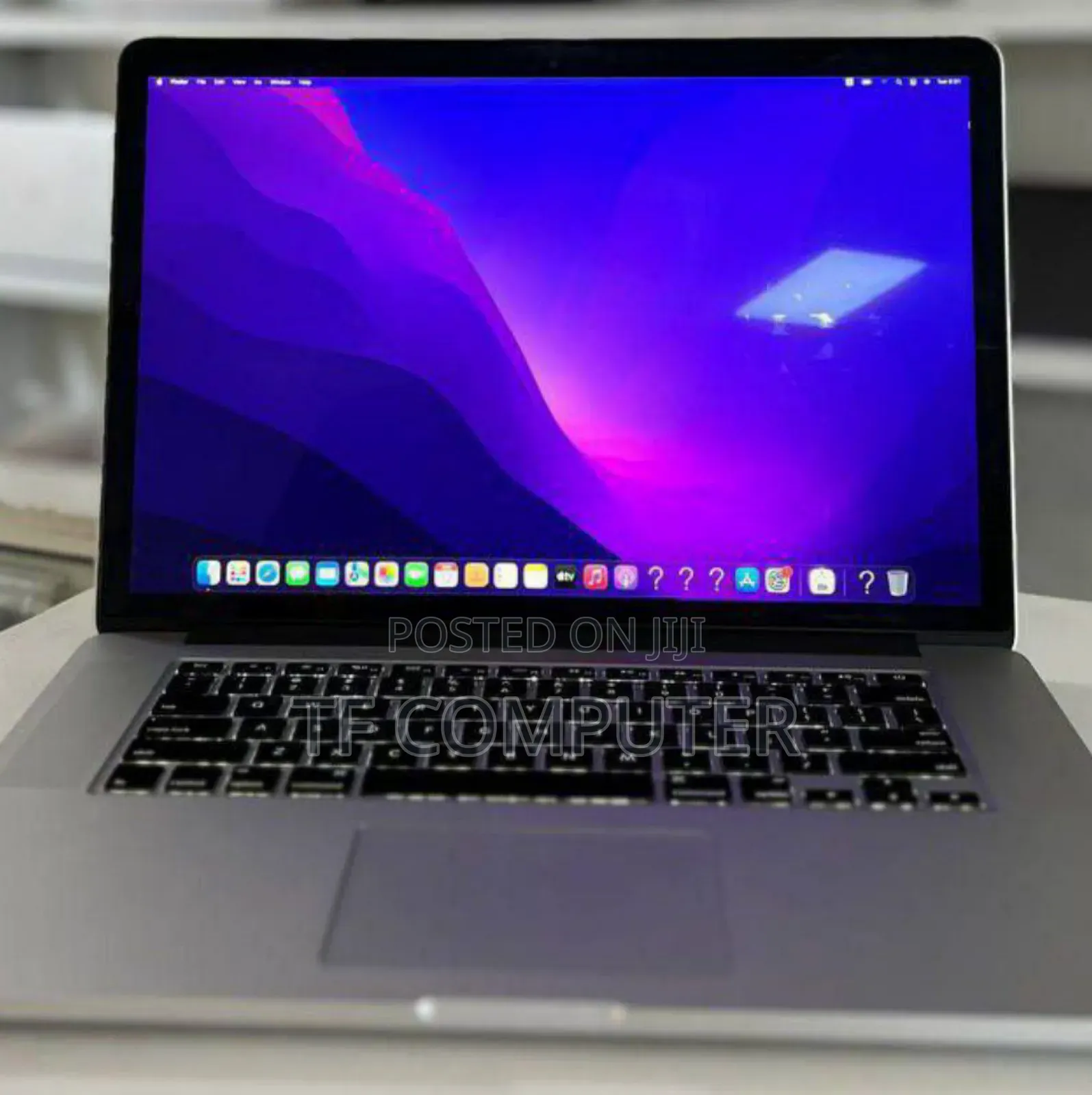 New Laptop Apple MacBook Pro 2015 16GB Intel Core I7 SSD 256GB