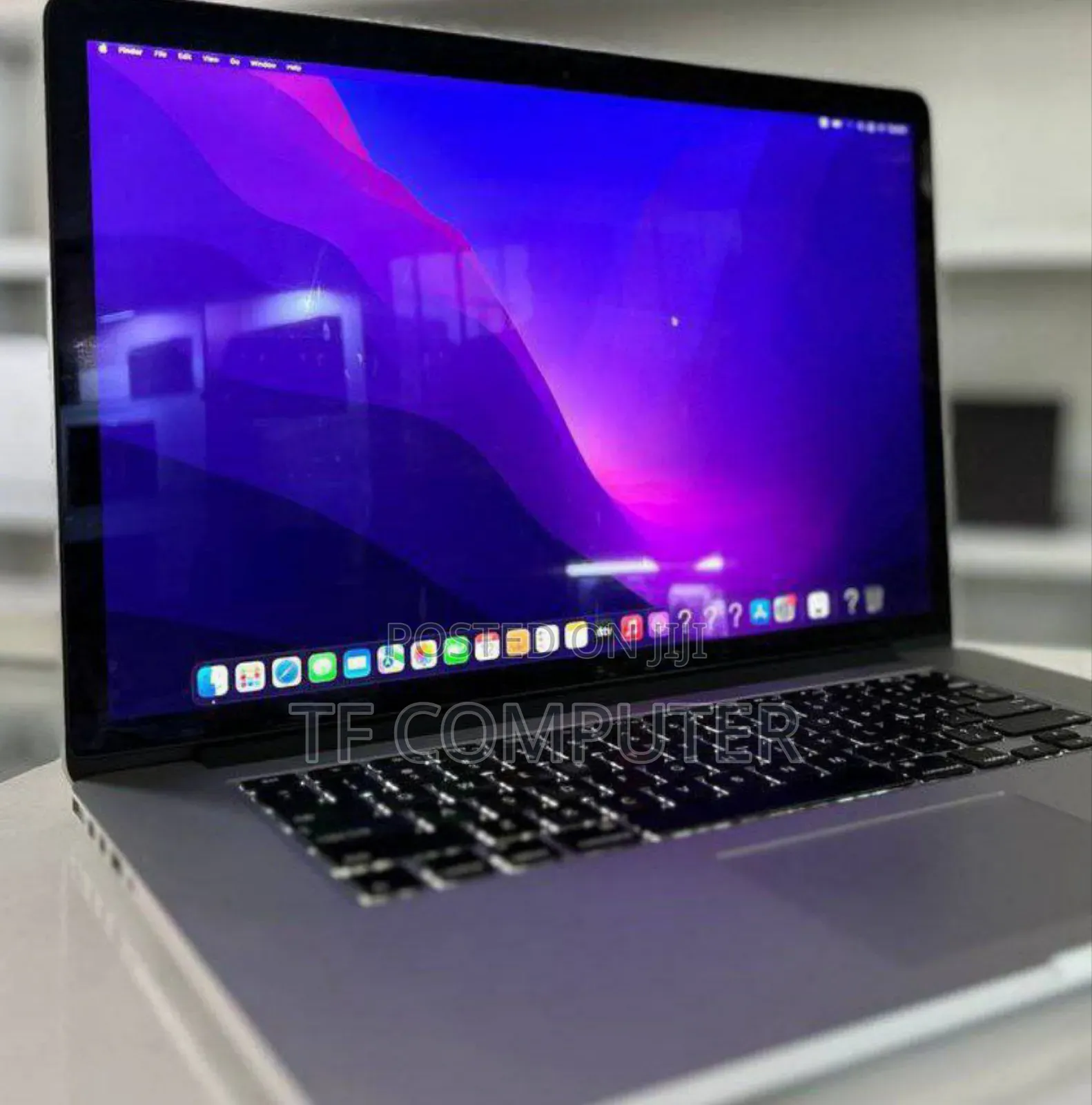 New Laptop Apple MacBook Pro 2015 16GB Intel Core I7 SSD 256GB