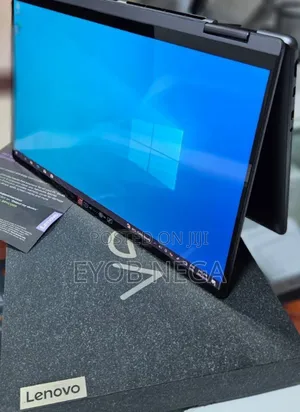 New Laptop Lenovo Yoga 7i 8GB Intel Core I5 SSD 512GB