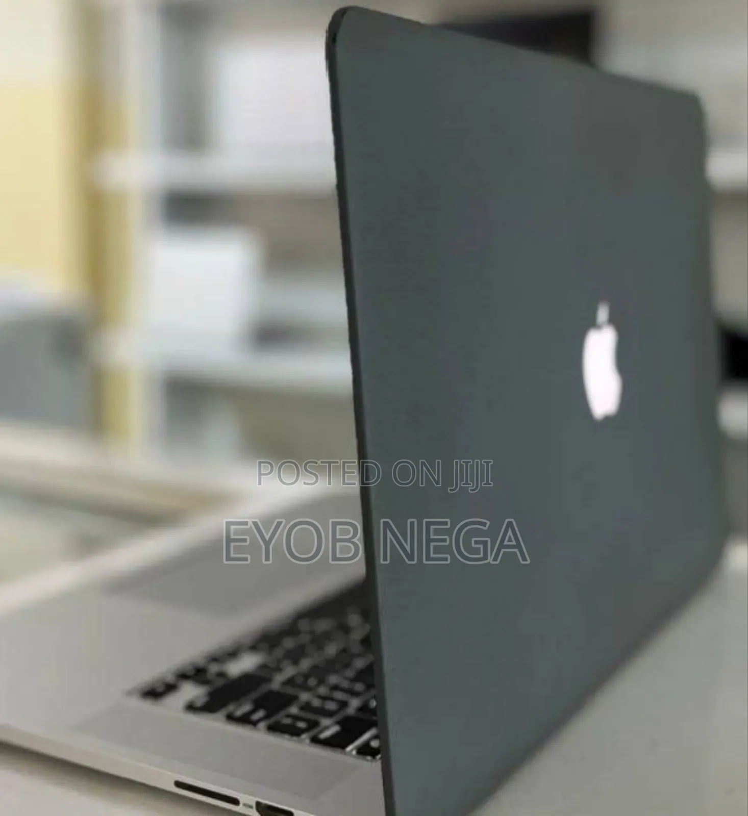 New Laptop Apple MacBook Pro 2015 16GB Intel Core I7 SSD 256GB