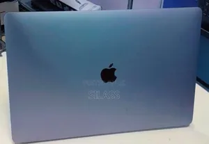 New Laptop Apple MacBook Pro 2019 16GB Intel Core I7 SSD 512GB