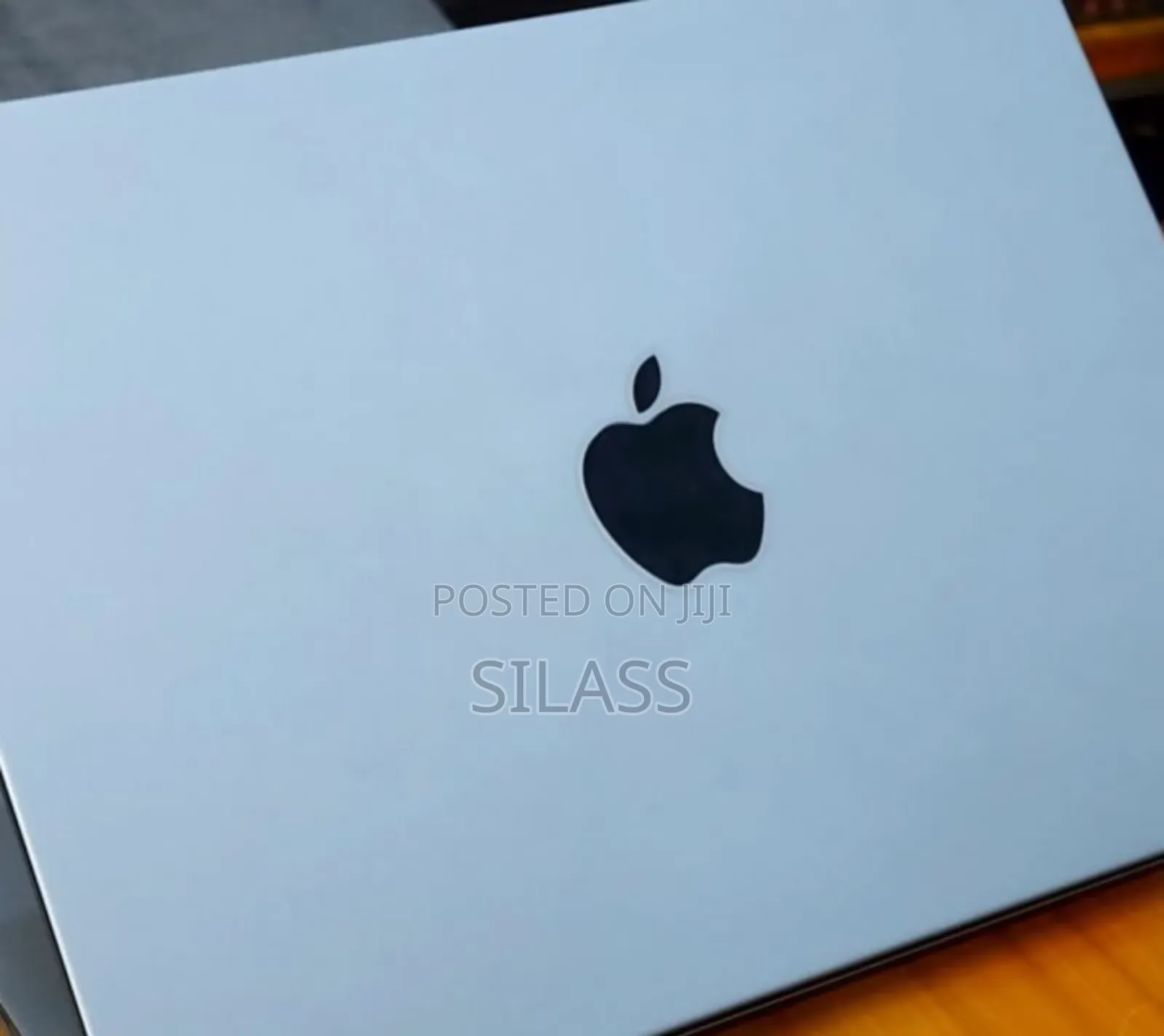 New Laptop Apple MacBook Pro 2020 M1 16GB Apple M1 SSD 1T