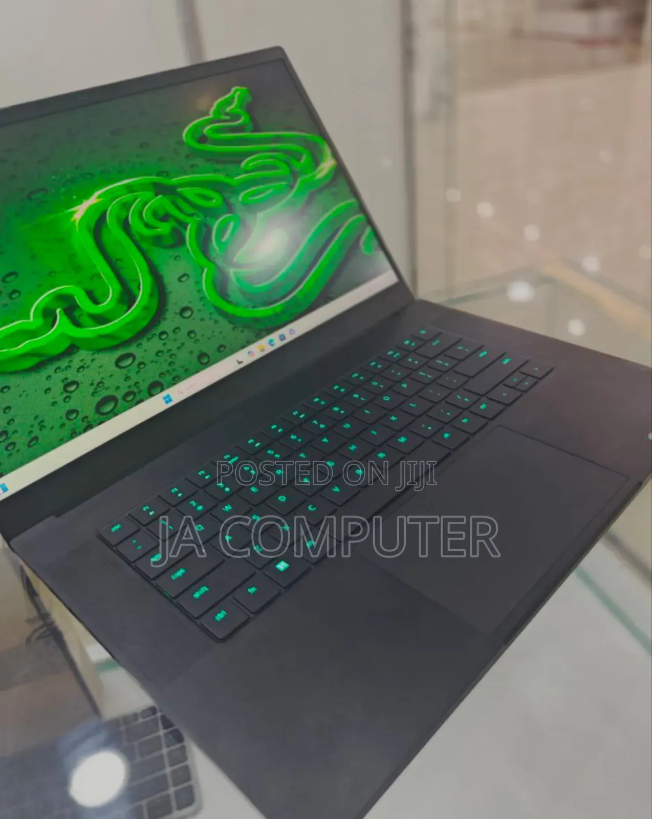 New Laptop Razer Blade 32GB Intel Core I7 SSD 1T
