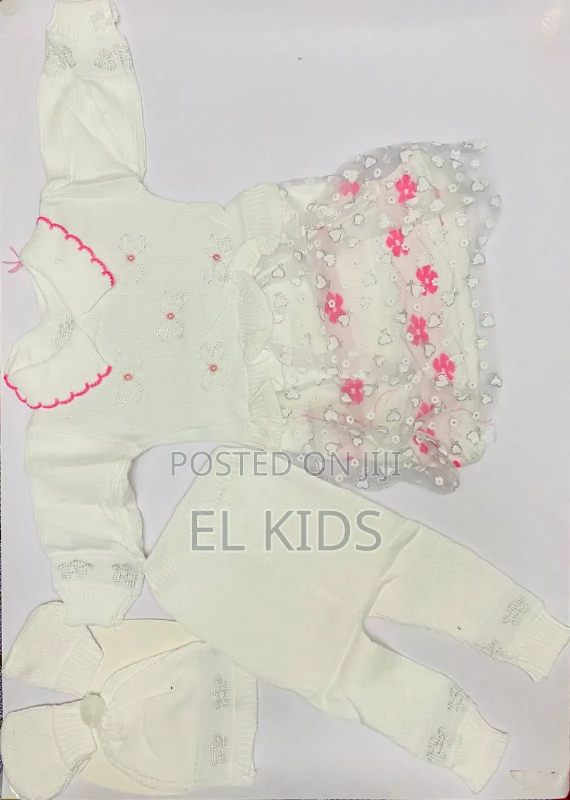 ሹራብ የአራስ ልጅ ልብስ