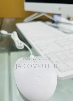 New HP 200 G4 22 All-in-One 8GB Intel Core I7 SSD 512GB