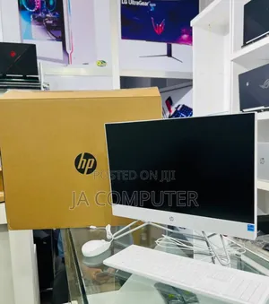 Photo - New HP 200 G4 22 All-in-One 8GB Intel Core I7 SSD 512GB