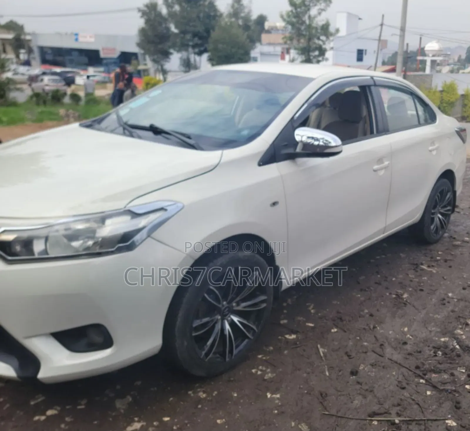 Toyota Yaris 2015 White