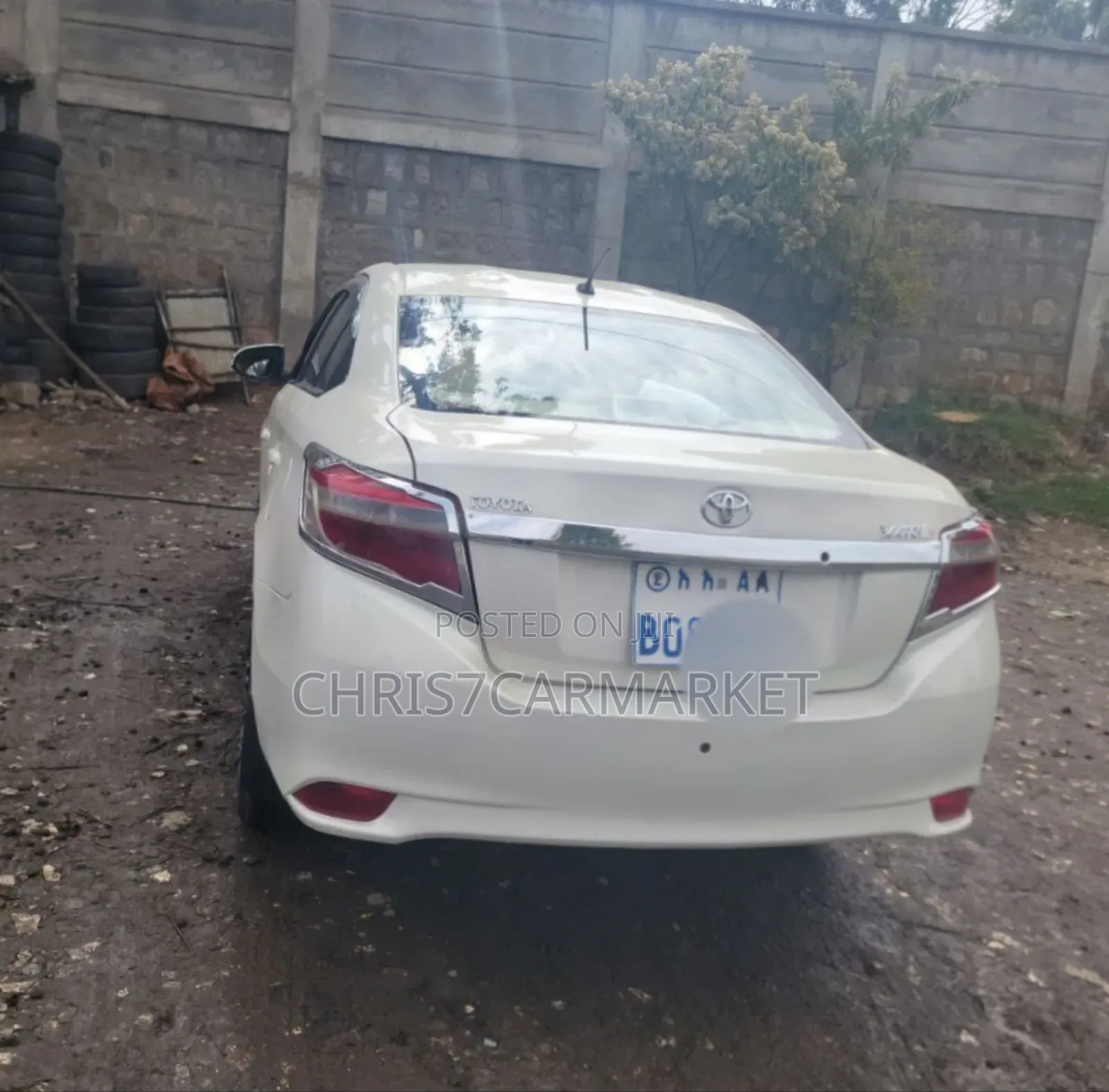 Toyota Yaris 2015 White