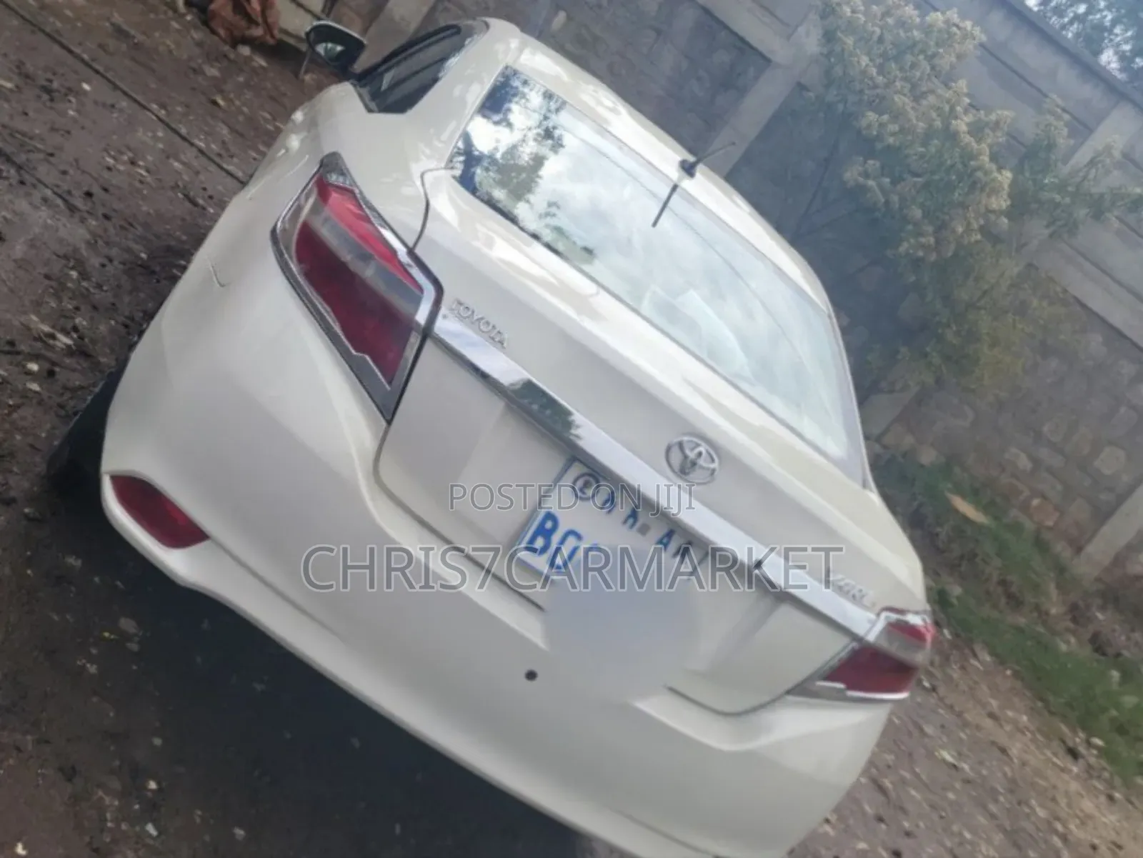 Toyota Yaris 2015 White