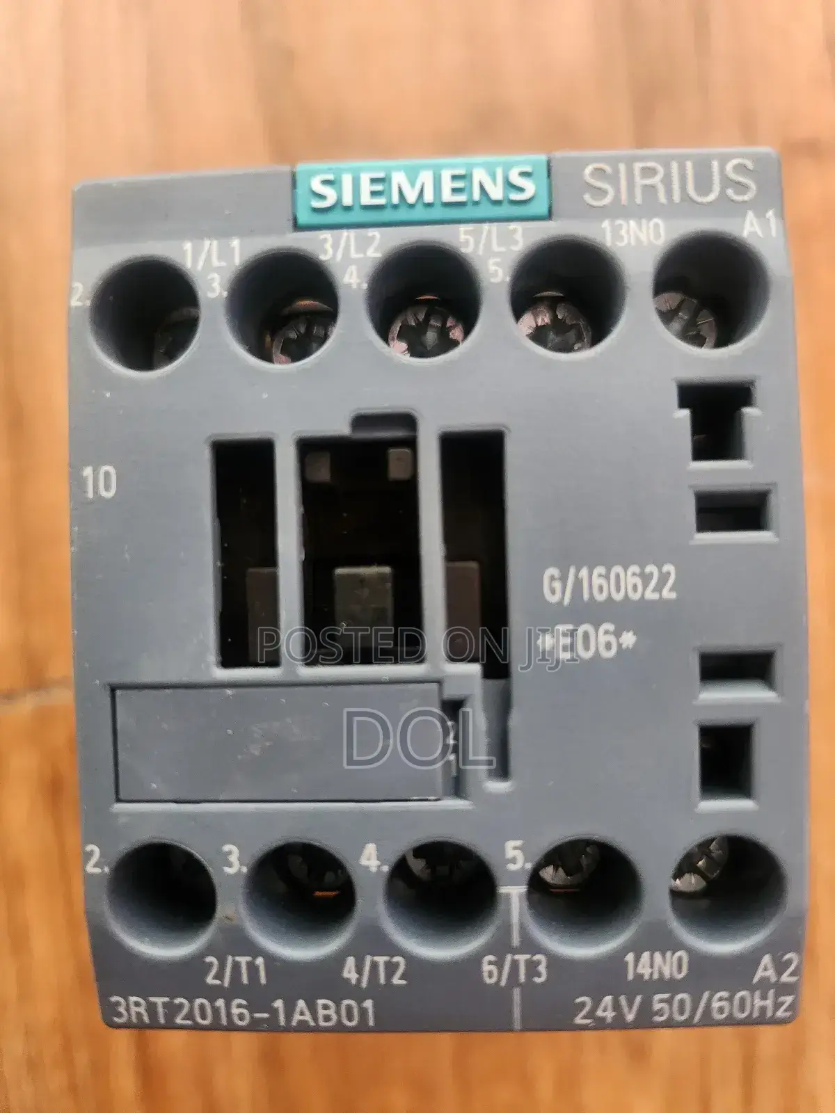 Power Contactor Siemens Germany Model 3rt2016-1ab01