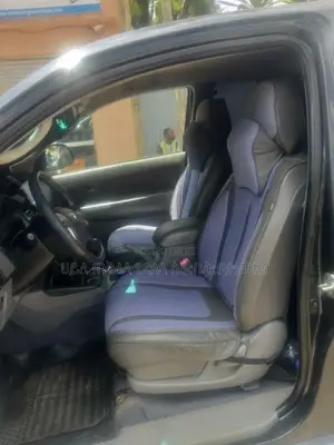 Toyota Hilux 2012 Black